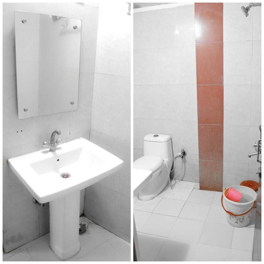 Blue Rose International, Family Hotel Agra  Ngoại thất bức ảnh